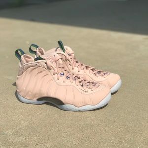Nike foamposite particle beige